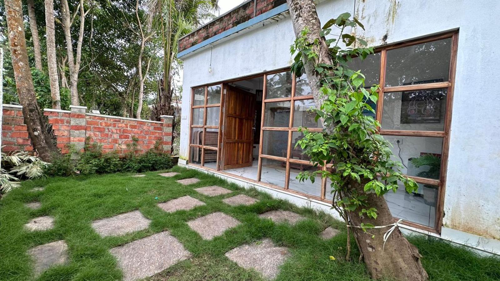 Bed and Breakfast Nidra By Sarwaa Varkala Zewnętrze zdjęcie
